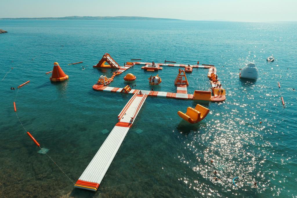 Camp Porat Hotell Povljana Exteriör bild